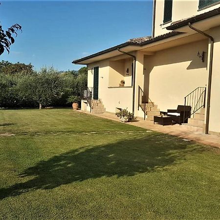 Elisa House Bed & Breakfast Foligno Exterior foto