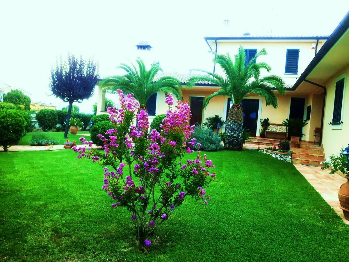 Elisa House Bed & Breakfast Foligno Exterior foto